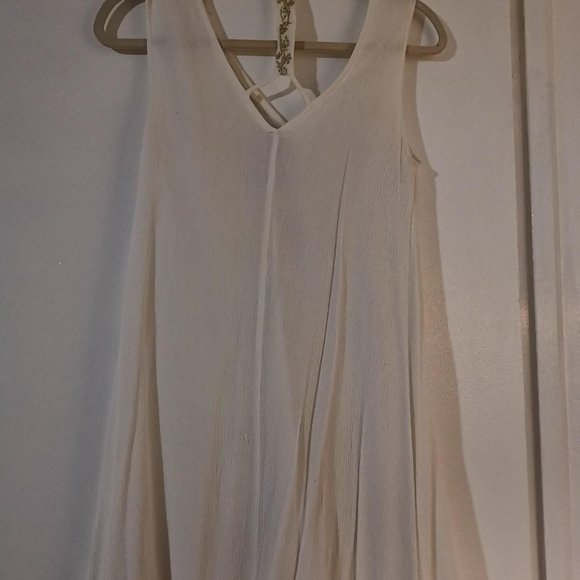 White Dress - Picture 3 of 5